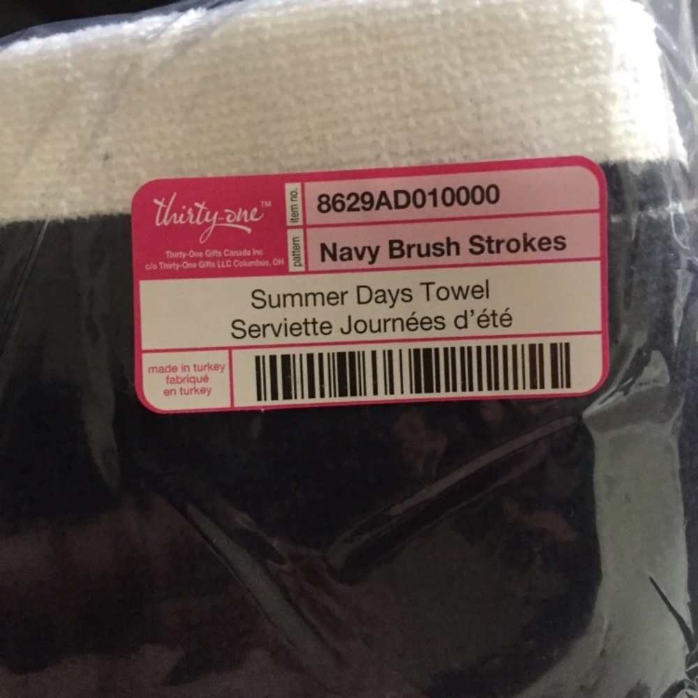 Thirty One Set Towels - Picture 7 of 8